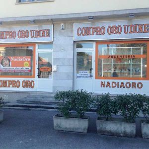 negozio compro oro e argento udine, esterni
